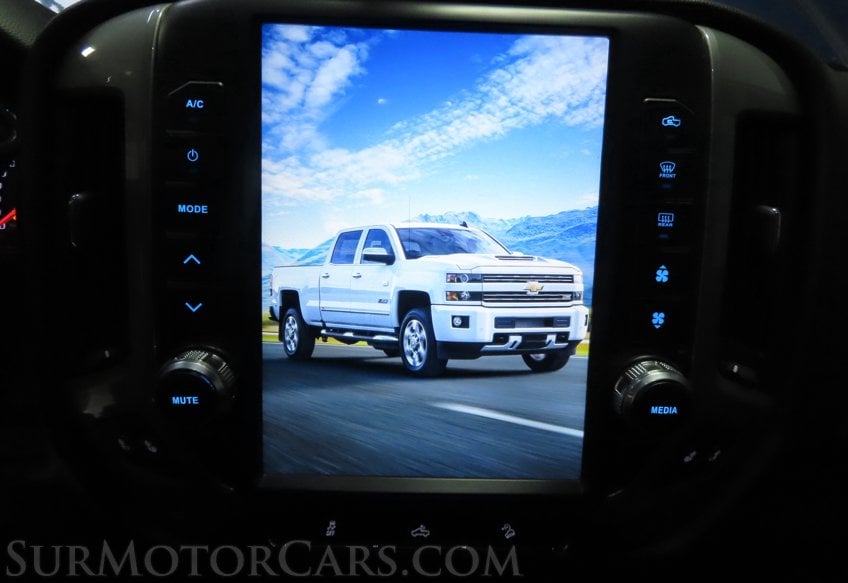2019 Chevrolet Silverado 1500 LT - Image 42