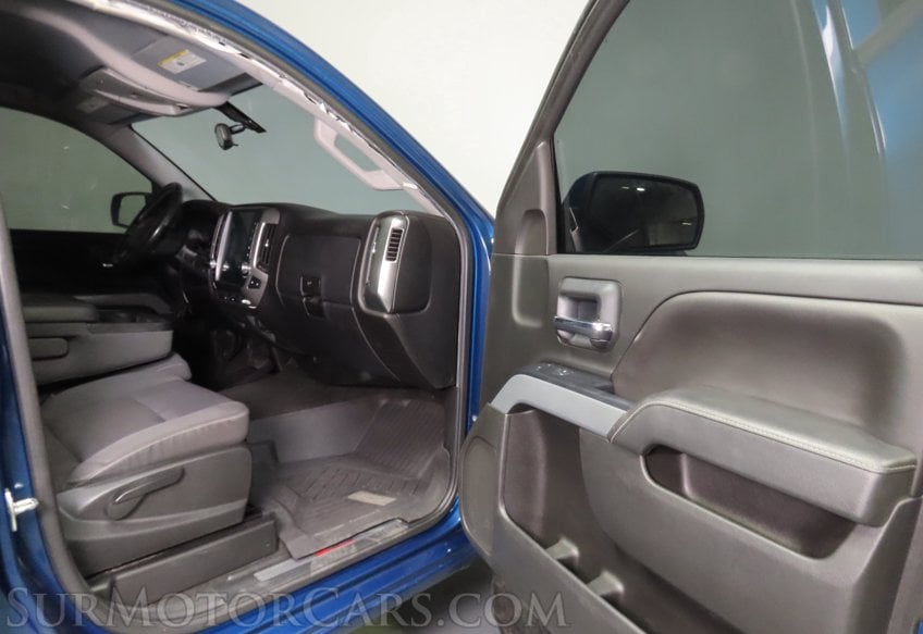 2019 Chevrolet Silverado 1500 LT - Image 27
