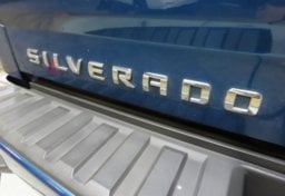 2019 Chevrolet Silverado 1500 LT - Image 13