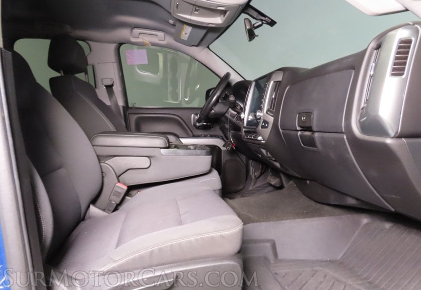 2019 Chevrolet Silverado 1500 LT - Image 28