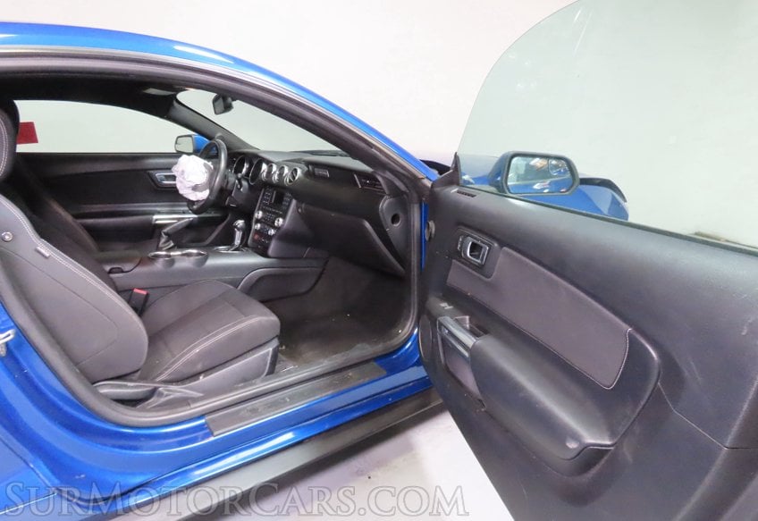 2018 Ford Mustang EcoBoost - Image 13
