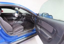 2018 Ford Mustang EcoBoost - Image 13