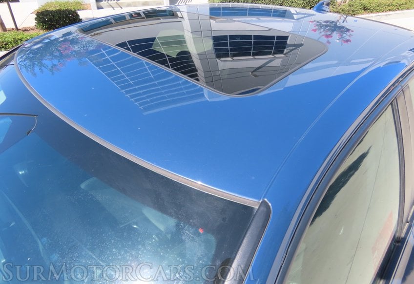 2025 Honda Civic Hybrid Sport Touring - Image 14
