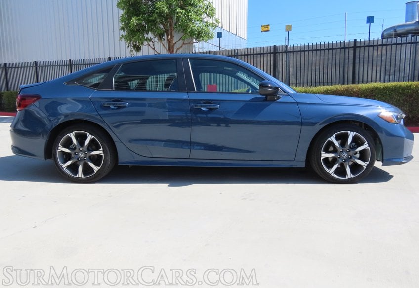 2025 Honda Civic Hybrid Sport Touring - Image 6