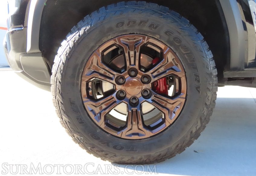 2023 GMC Canyon AT4 - Image 19