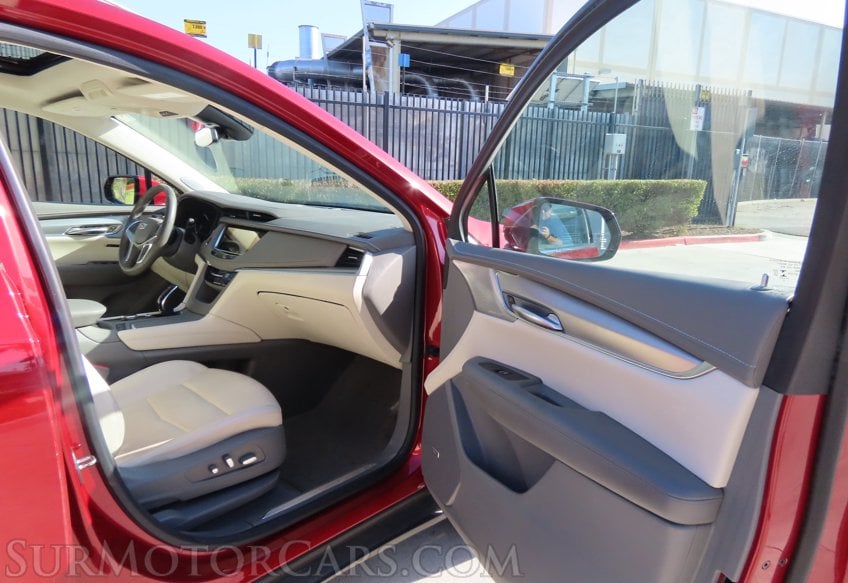 2023 Cadillac XT5 Premium Luxury - Image 40