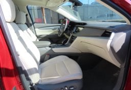 2023 Cadillac XT5 Premium Luxury - Image 41