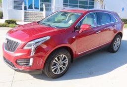 2023 Cadillac XT5 Premium Luxury - Image 2