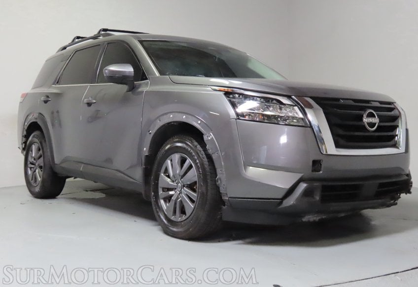 2022 Nissan Pathfinder SV - Image 3