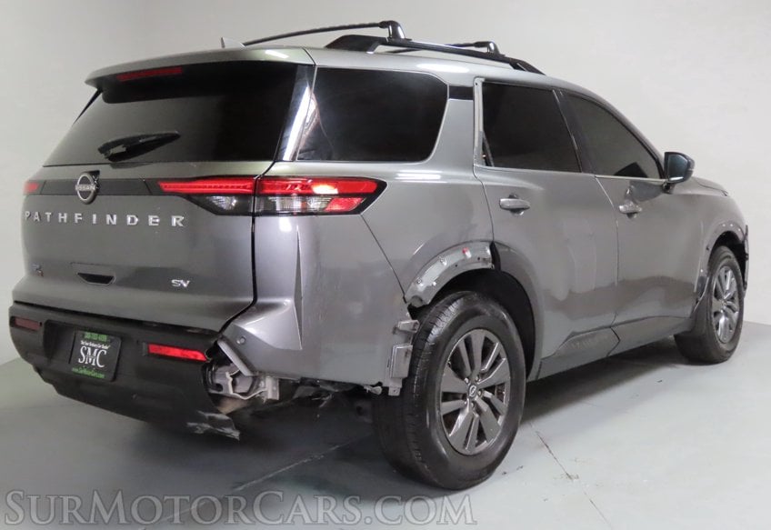 2022 Nissan Pathfinder SV - Image 9