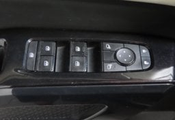 2022 Nissan Pathfinder SV - Image 43