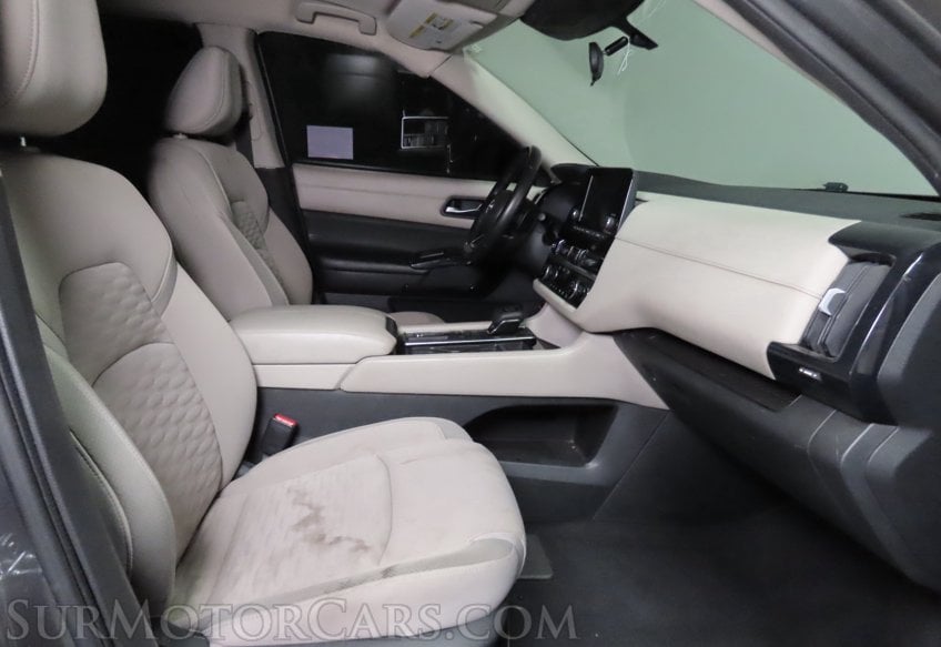2022 Nissan Pathfinder SV - Image 20