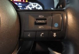 2022 Nissan Pathfinder SV - Image 36
