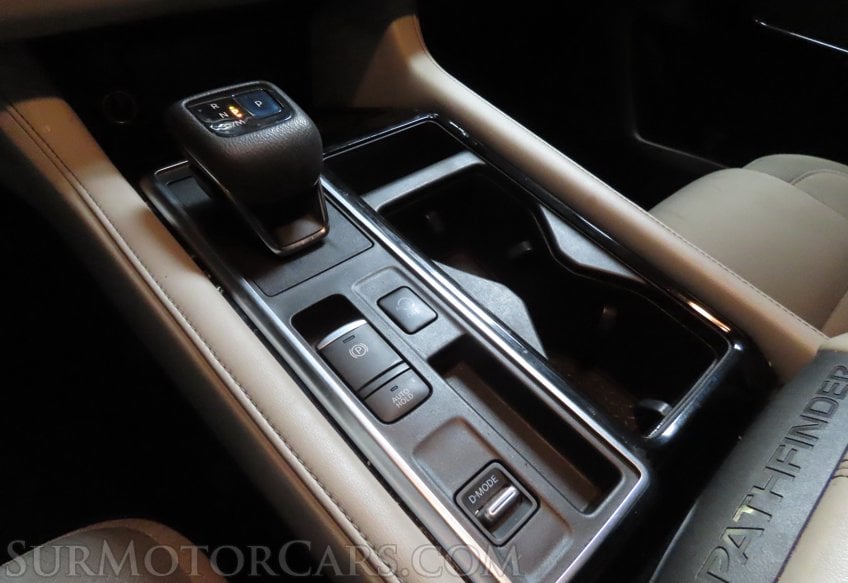 2022 Nissan Pathfinder SV - Image 38