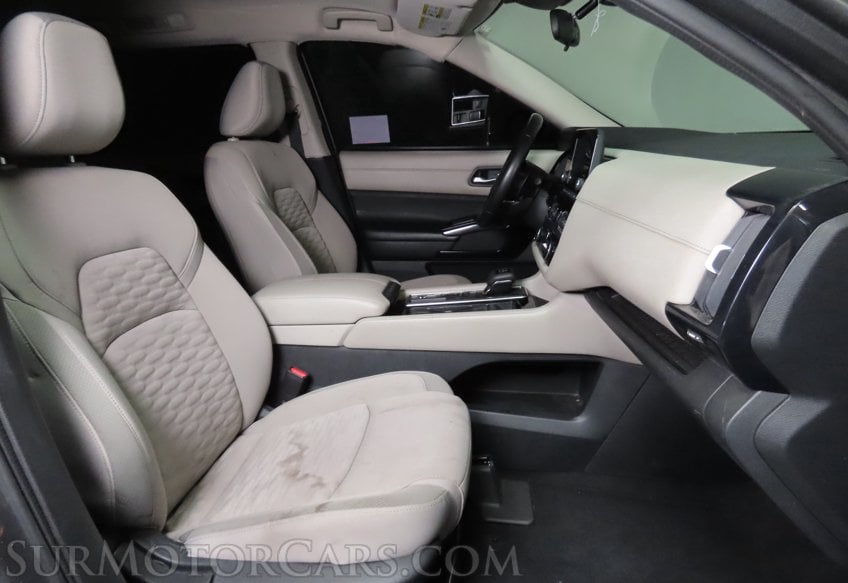 2022 Nissan Pathfinder SV - Image 22