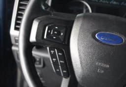 2017 Ford F-150 4x4 XLT - Image 41