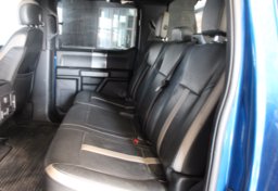 2017 Ford F-150 4x4 XLT - Image 33