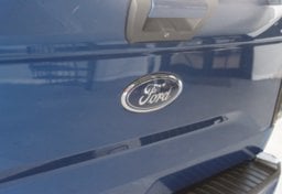 2017 Ford F-150 4x4 XLT - Image 22
