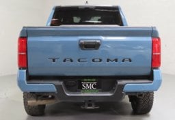 2026 Toyota Tacoma SR5 - Image 11