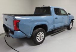 2026 Toyota Tacoma SR5 - Image 10