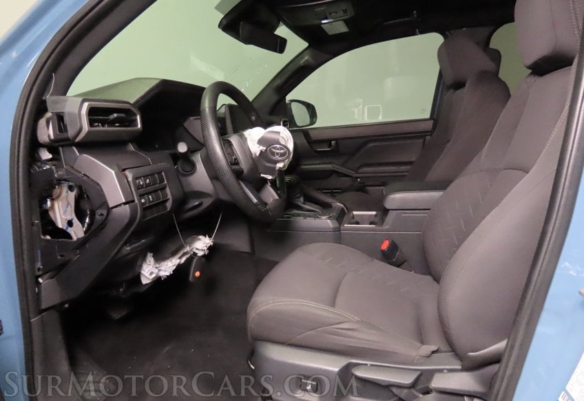 2026 Toyota Tacoma SR5 - Image 22