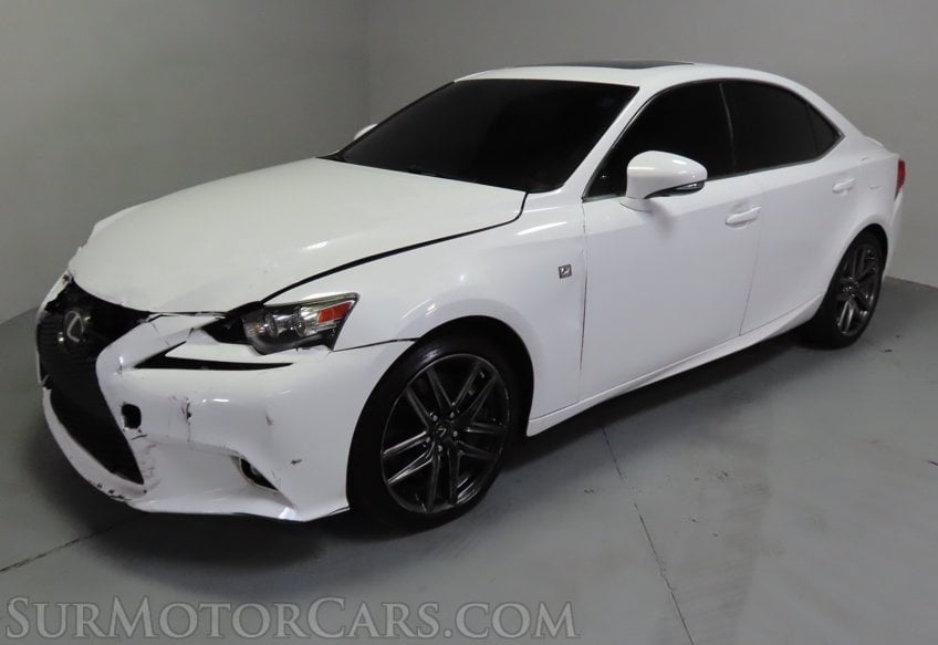 2016 Lexus IS 200t - Image 2