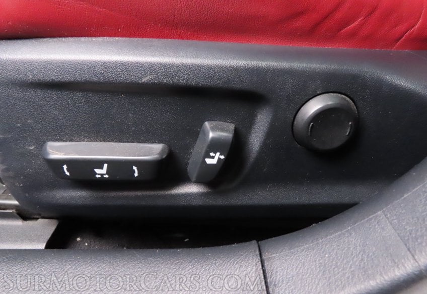 2016 Lexus IS 200t - Image 53