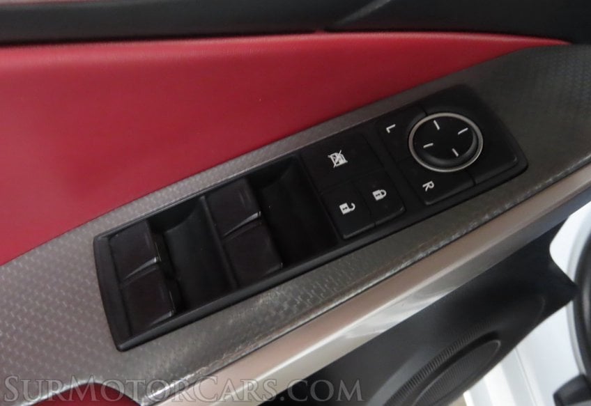 2016 Lexus IS 200t - Image 13