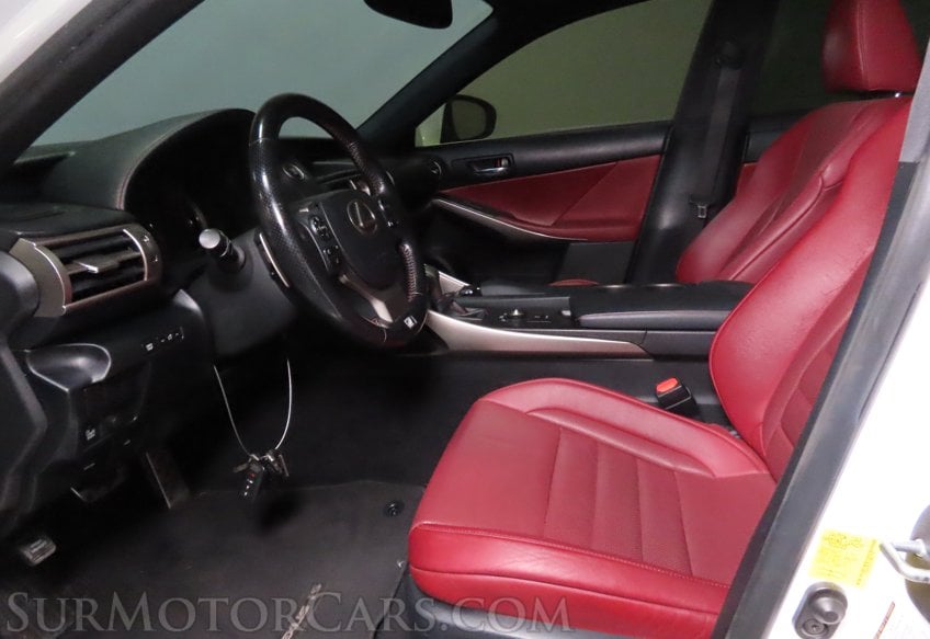 2016 Lexus IS 200t - Image 51
