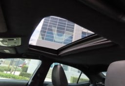 2016 Lexus IS 200t - Image 31