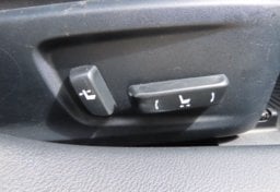 2016 Lexus IS 200t - Image 59