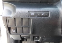 2016 Lexus IS 200t - Image 26