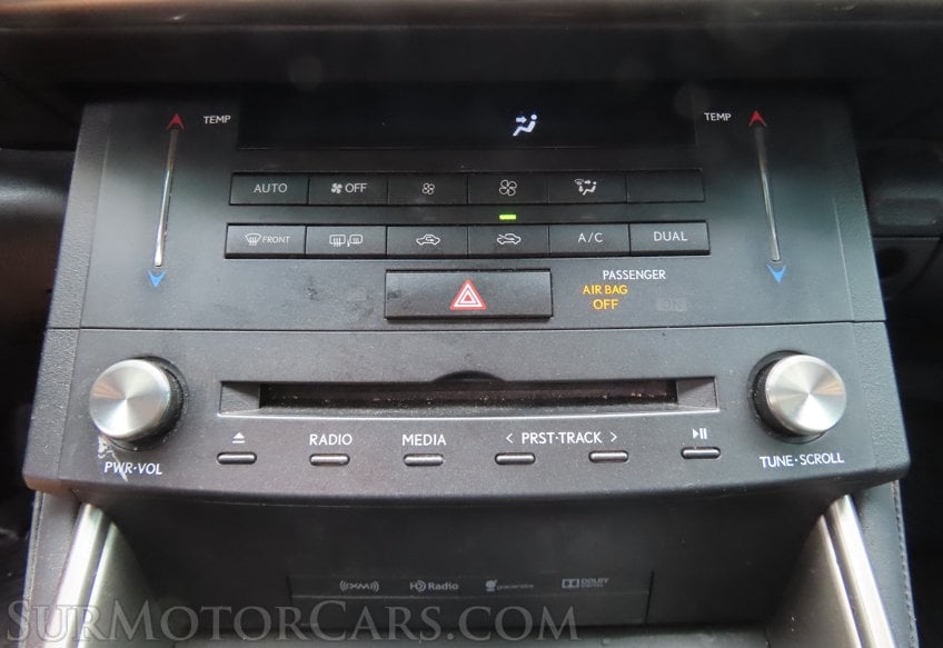2016 Lexus IS 200t - Image 22
