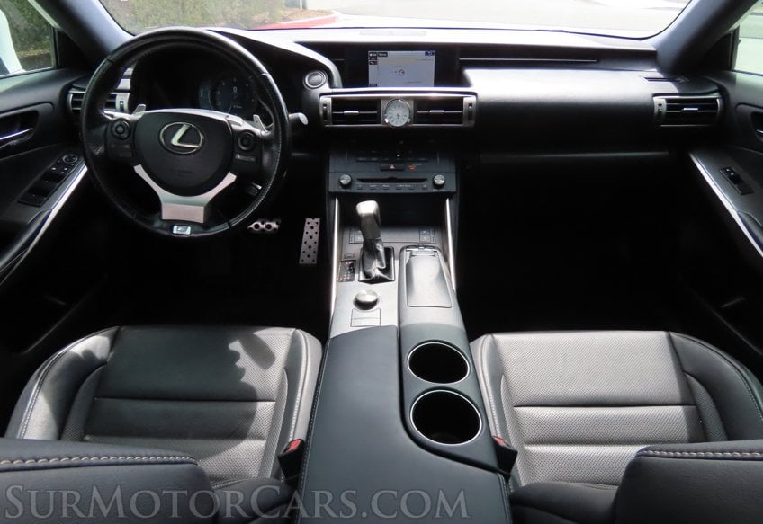 2016 Lexus IS 200t - Image 37