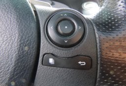 2016 Lexus IS 200t - Image 29