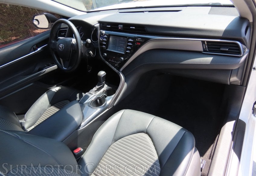 2019 Toyota Camry SE - Image 25