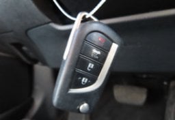 2019 Toyota Camry SE - Image 29