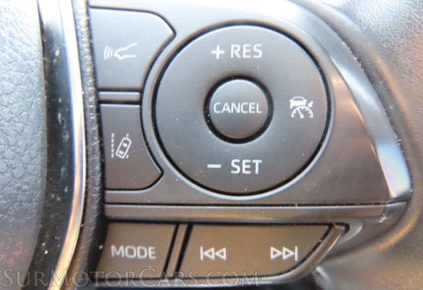 2019 Toyota Camry SE - Image 27