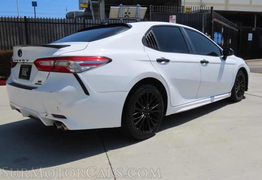 2019 Toyota Camry SE - Image 10