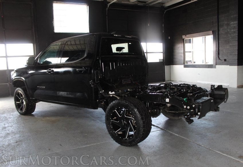2024 Toyota Tundra 4x4 SR5 - Image 6