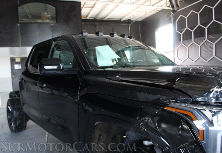 2024 Toyota Tundra 4x4 SR5 - Image 14