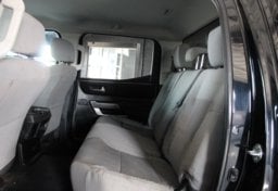 2024 Toyota Tundra 4x4 SR5 - Image 36