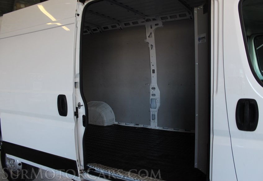 2023 Ram ProMaster 2500 - Image 30