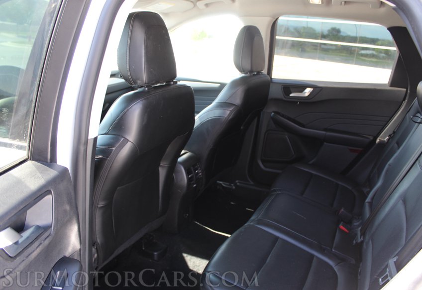 2022 Ford Escape SEL - Image 32