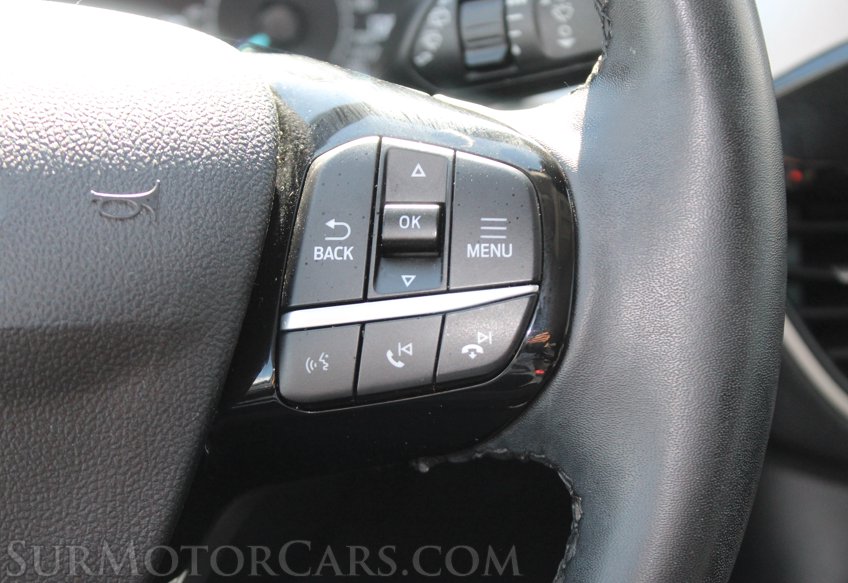 2022 Ford Escape SEL - Image 40