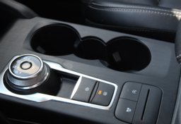 2022 Ford Escape SEL - Image 51