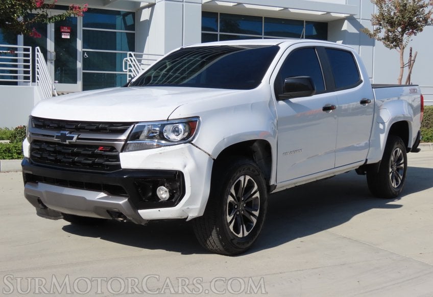 2022 Chevrolet Colorado Z71 - Image 4