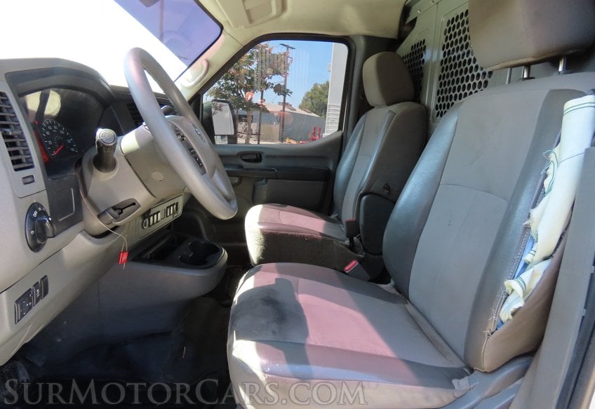 2020 Nissan NV - Image 32