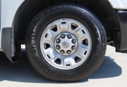 2020 Nissan NV - Image 15