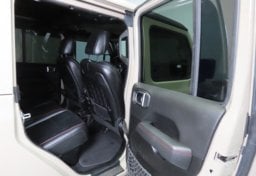 2020 Jeep Gladiator Rubicon - Image 29
